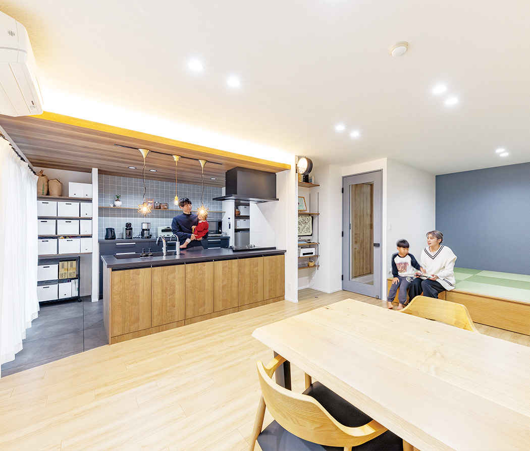 家族のライフスタイルに合わせ水回りと収納スペースを拡大